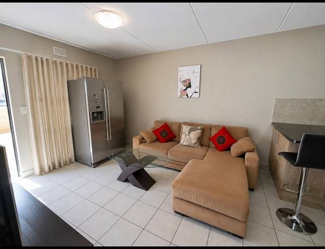 2 BEDROOM APARTMENT FOR SALE IN HEUWELOORD